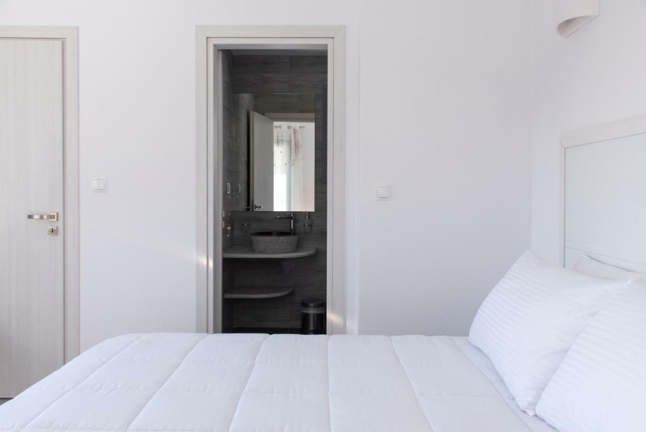 Paros Elitas Villas Exteriér fotografie